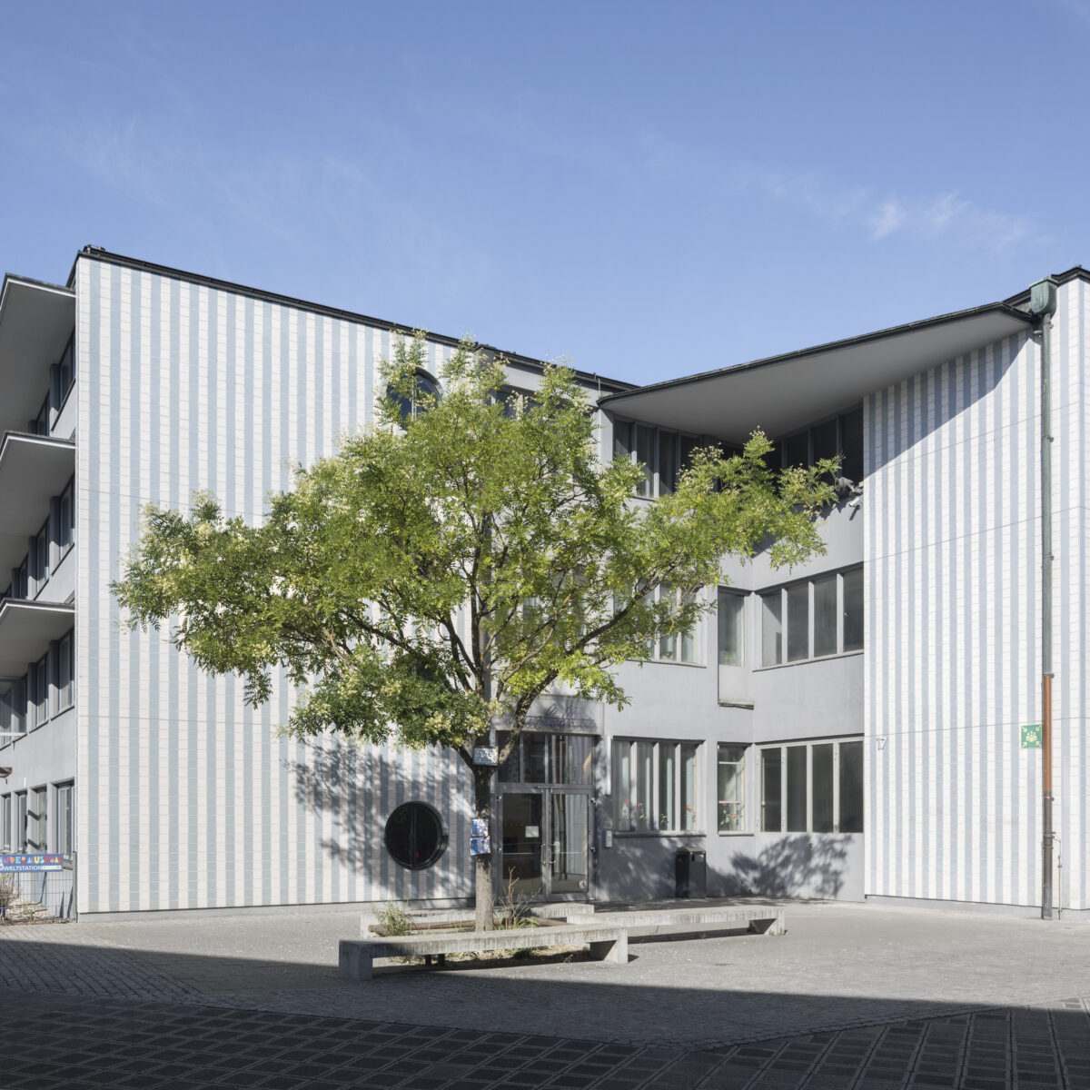 Außenansicht des Kachelbau Nürnberg